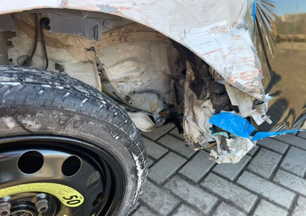Seat Leon cena 11900 przebieg: 95000, rok produkcji 2013 z Ostroróg małe 277